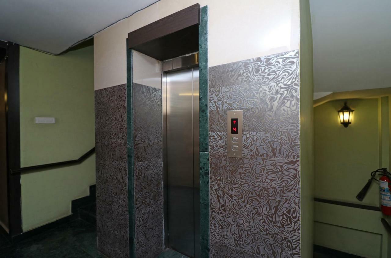 Oyo 22034 Hotel Kanisshk International Rourkela Εξωτερικό φωτογραφία